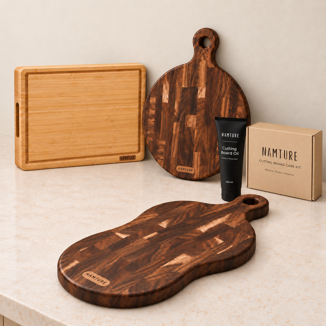 Keuken Compleet Bamboe Classic met rechtopstaand bamboe hakblok, acacia pizza- en borrelplank en onderhoudsset